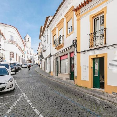 Home near Évora's main square with private terrace Exterior foto