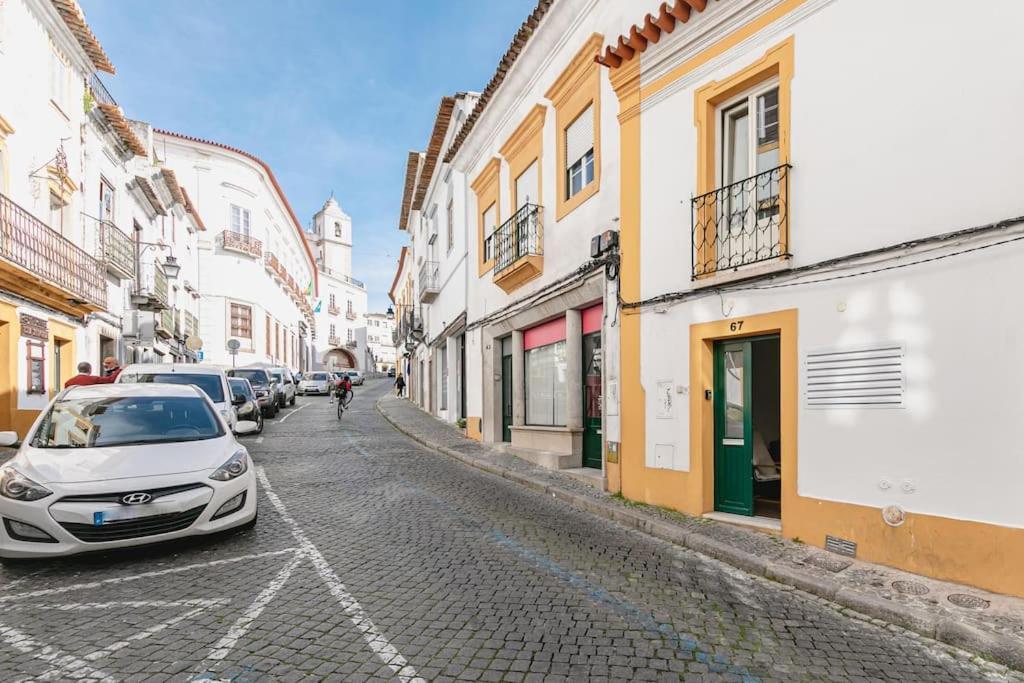 Home near Évora's main square with private terrace Exterior foto