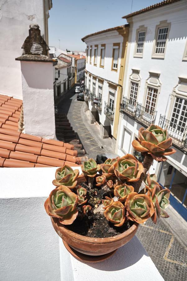 Home near Évora's main square with private terrace Exterior foto